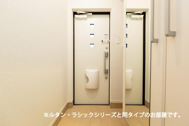 パンル（201） 玄関
