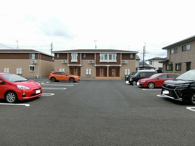 ネロミロスＡ（103） 駐車場