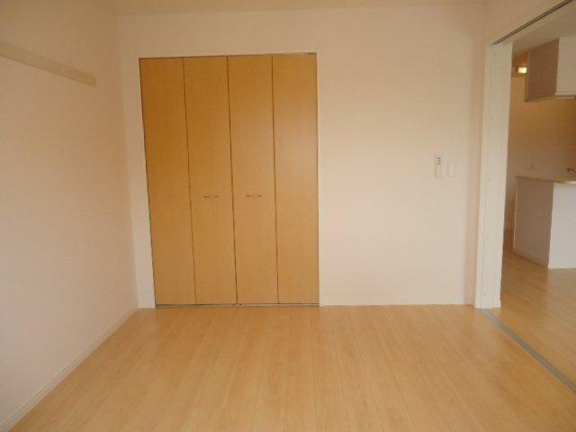 クリスタルパレス 部屋画像