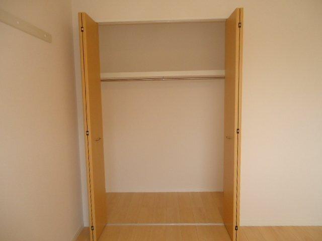 クリスタルパレス 部屋画像
