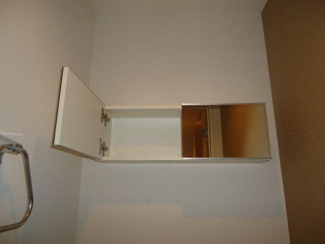 クリスタルパレス 部屋画像