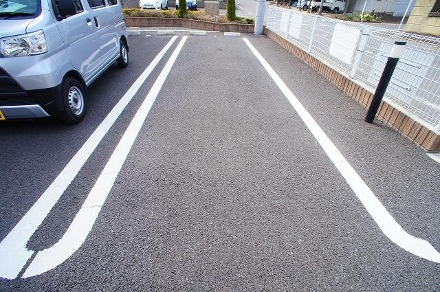 カスティージョ　Ａ（103） 駐車場