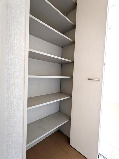 Ｆｏｎｔａｎａ　Ａ（202） 収納