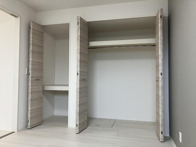 オペラハウス小舞木（203） 収納