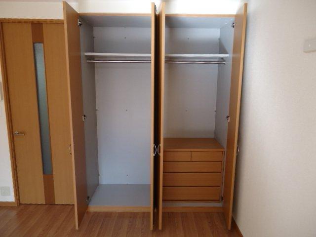 響 部屋画像