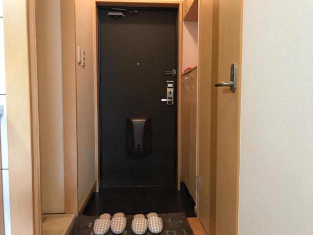 パルティールＹ 玄関