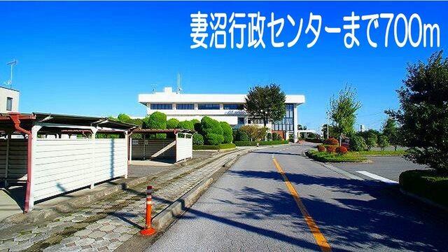 妻沼行政センター：700m