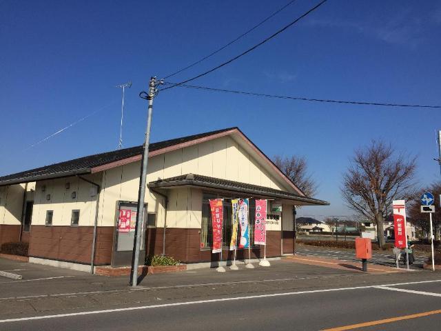 赤岩郵便局：813m