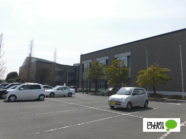 太田市立中央図書館：895m