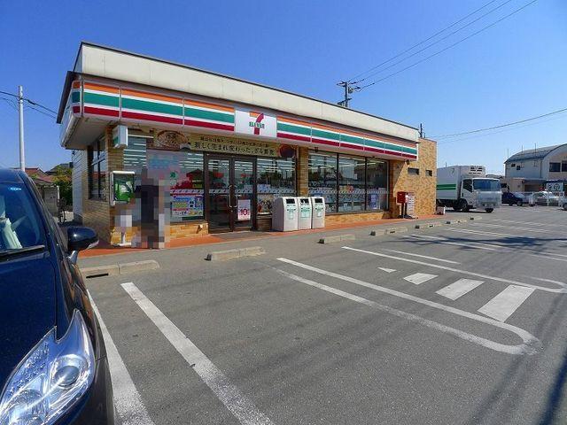 セブンイレブン太田市由良町店：900m