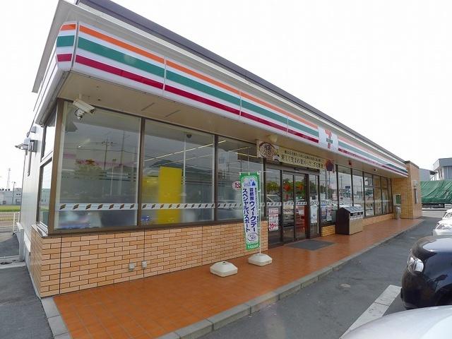 セブンイレブン太田市東今泉町店：1300m