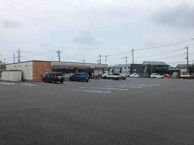 セブンイレブン大泉中央店：803m