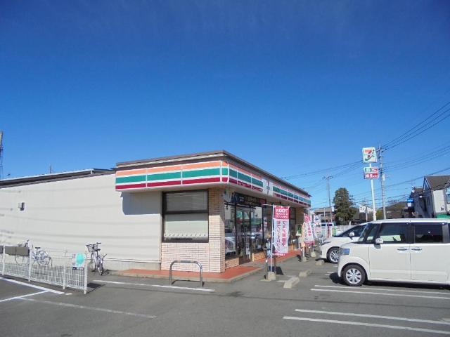 セブンイレブン薮塚運動公園前店：323m