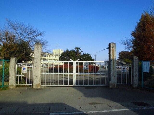 佐野市立界小学校：2100m