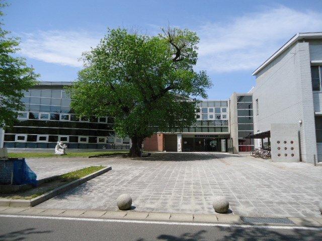 太田市立尾島図書館：1428m