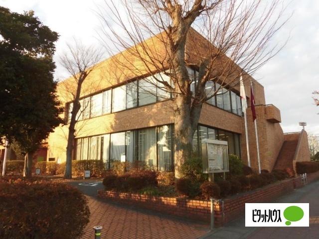 足利短期大学附属図書館：4687m