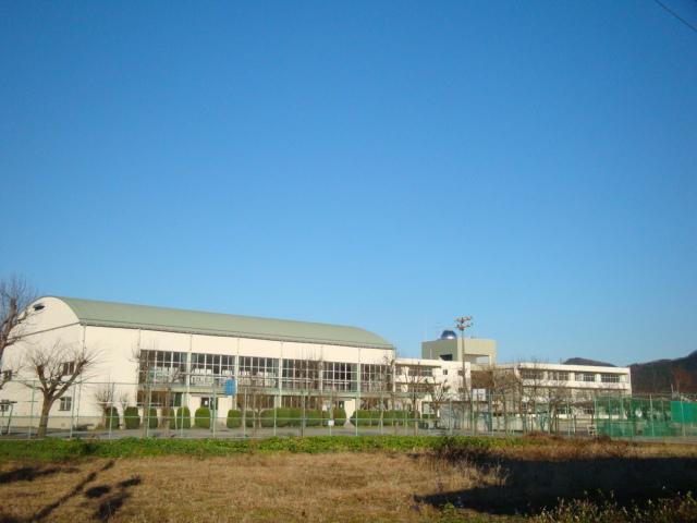 佐野市立田沼西中学校：1240m