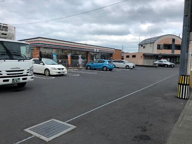 セブンイレブン太田市由良町店：259m