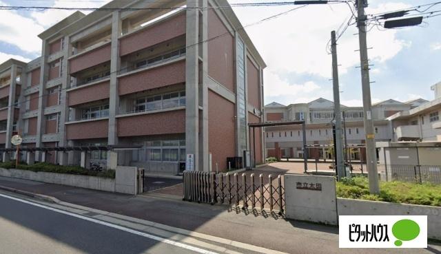 太田市立太田高校：2975m