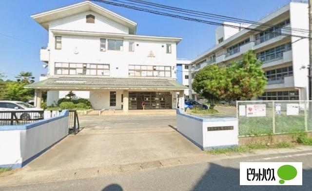 太田市立南中学校：1022m