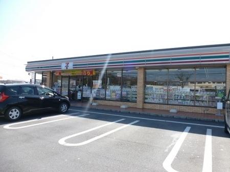 セブンイレブン大泉古氷店：450m
