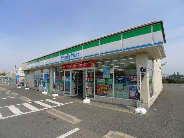 ファミリーマート太田飯塚町店：300m