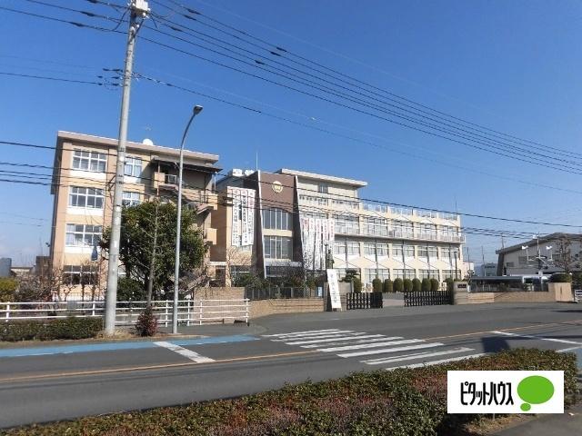 私立足利大学附属高校：2323m