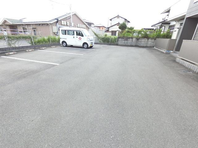 イカルトップ　Ａ（202） 駐車場