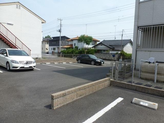 ライデンハイツ　Ⅱ（101） 駐車場