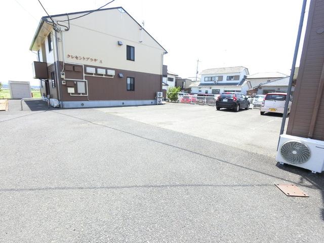 クレセントプラザ　Ａ（102） 駐車場