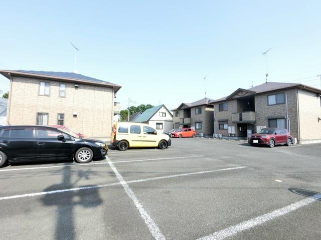ハーヴェスト･パーク　Ａ/Ｂ/Ｃ（C202） 駐車場