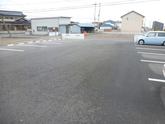 グラン　デルソーレ（103） 駐車場