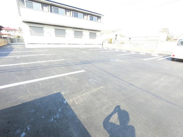 アシスト龍舞（202） 駐車場