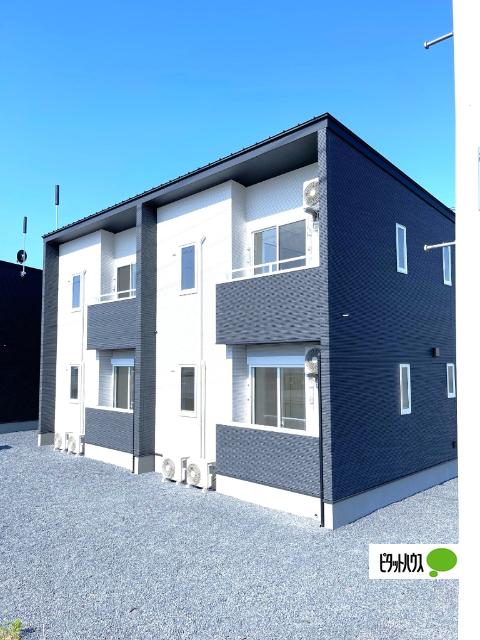 佐野市駅より徒歩36分 築2年5ヶ月 2階建の賃貸物件