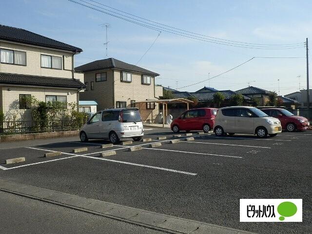 パラスト・イシハラ（103） 駐車場