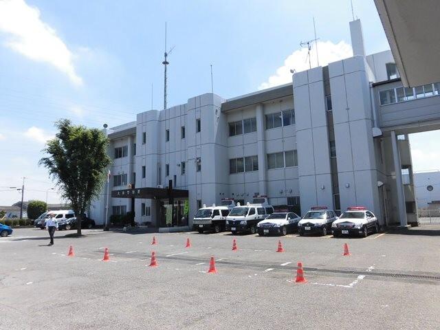 ヴィアックス大泉町図書館：1414m