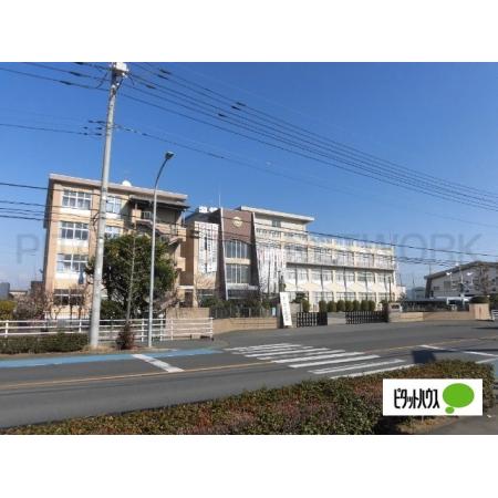 私立足利大学附属高校：1595m