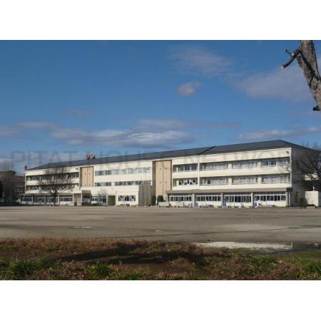 足利市立南小学校：653m