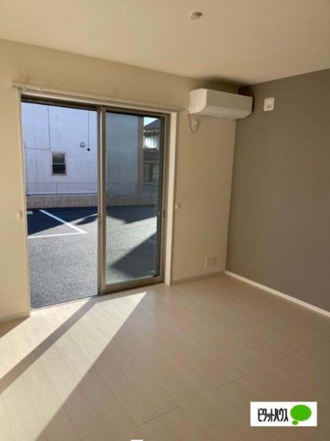 佐野市上台町中古アパート リビング
