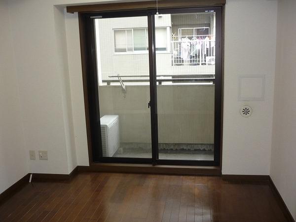 アヴァンティ早稲田（402） バルコニー