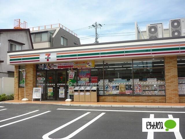 セブンイレブン練馬関町北3丁目店：168m