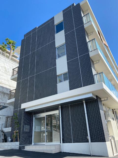 セリュークス横浜大岡 外観