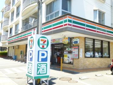 セブンイレブン小田原早川店：377m