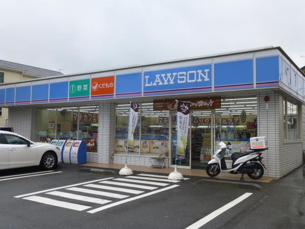 ローソン小田原浜町店：591m