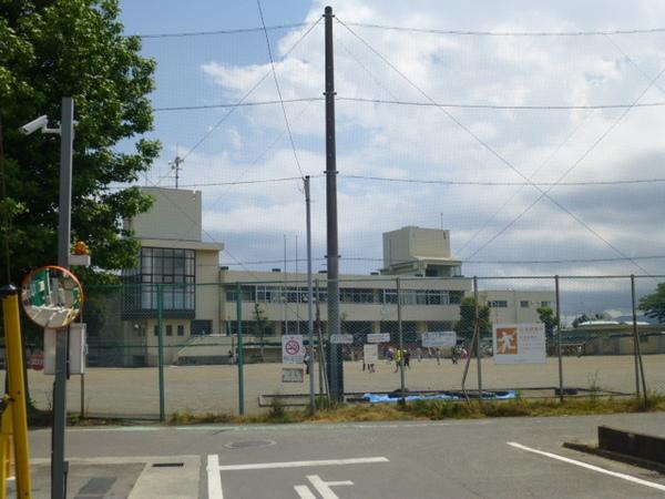 小田原市立矢作小学校：1403m