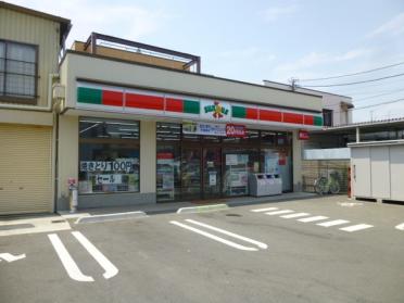 サンクス小田原千代店：709m