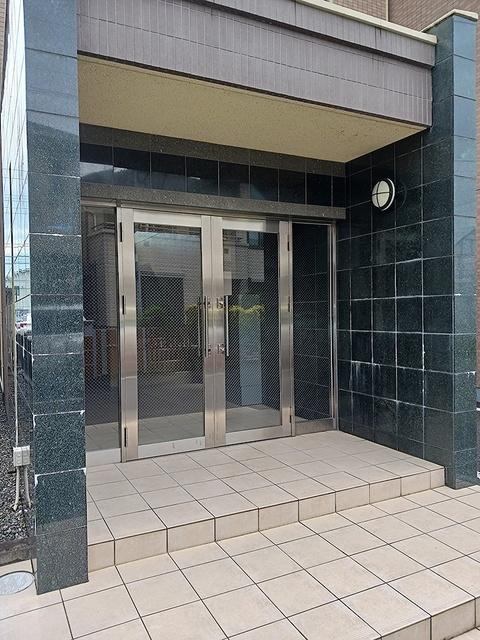 リーヴァ蛍田（101） エントランス