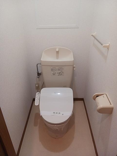 ブィオラヒルズ（402） トイレ