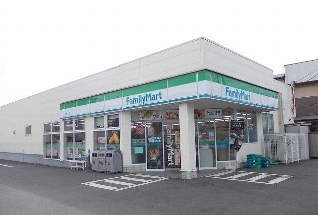 ファミリーマート延沢店：190m