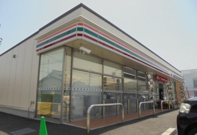 セブンイレブン和田河原駅前店：500m